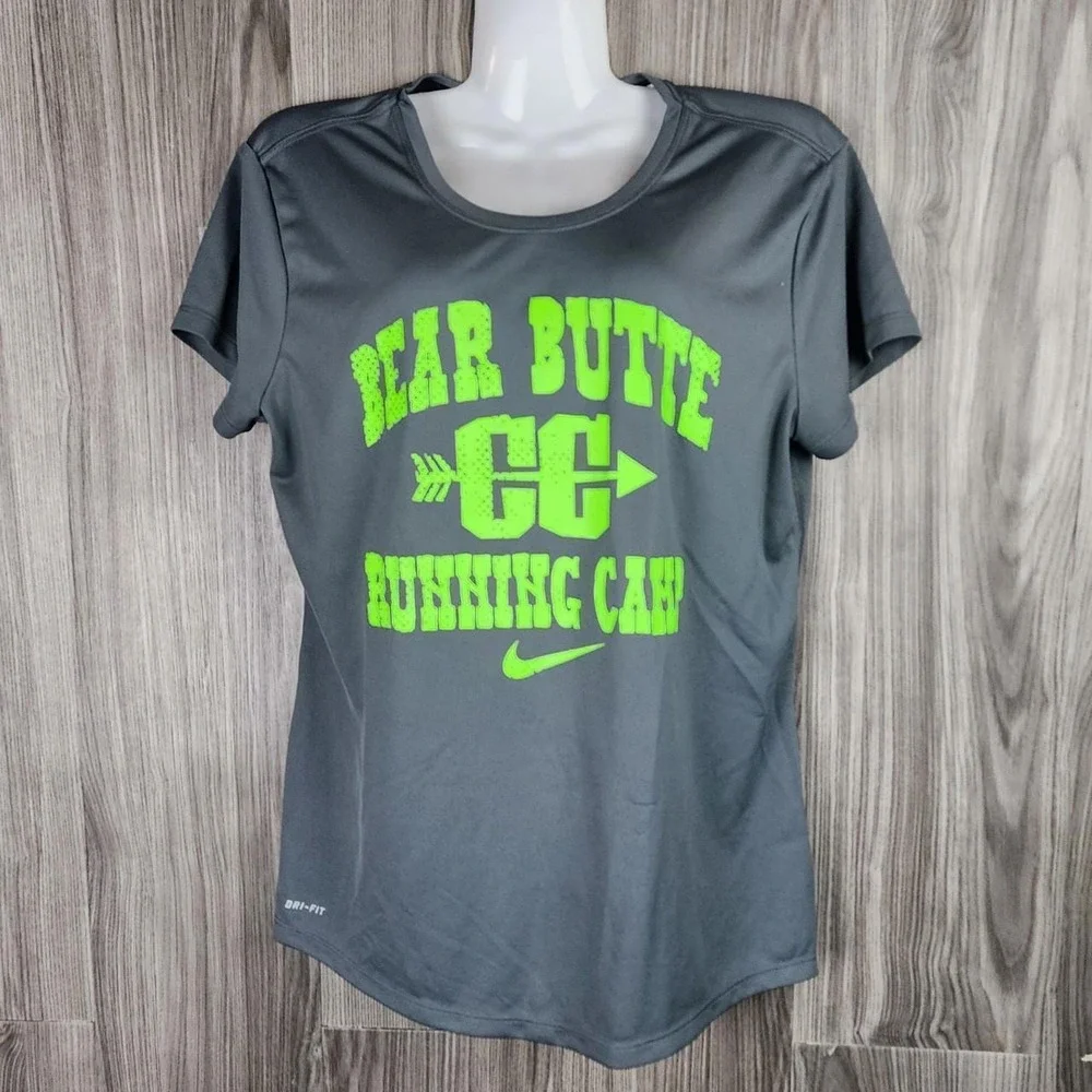 Nike Dri-FIT Womens Bear Butte CC Running Camp Graphic T-Shirt Gray Neon Green M - Picture 1 of 5